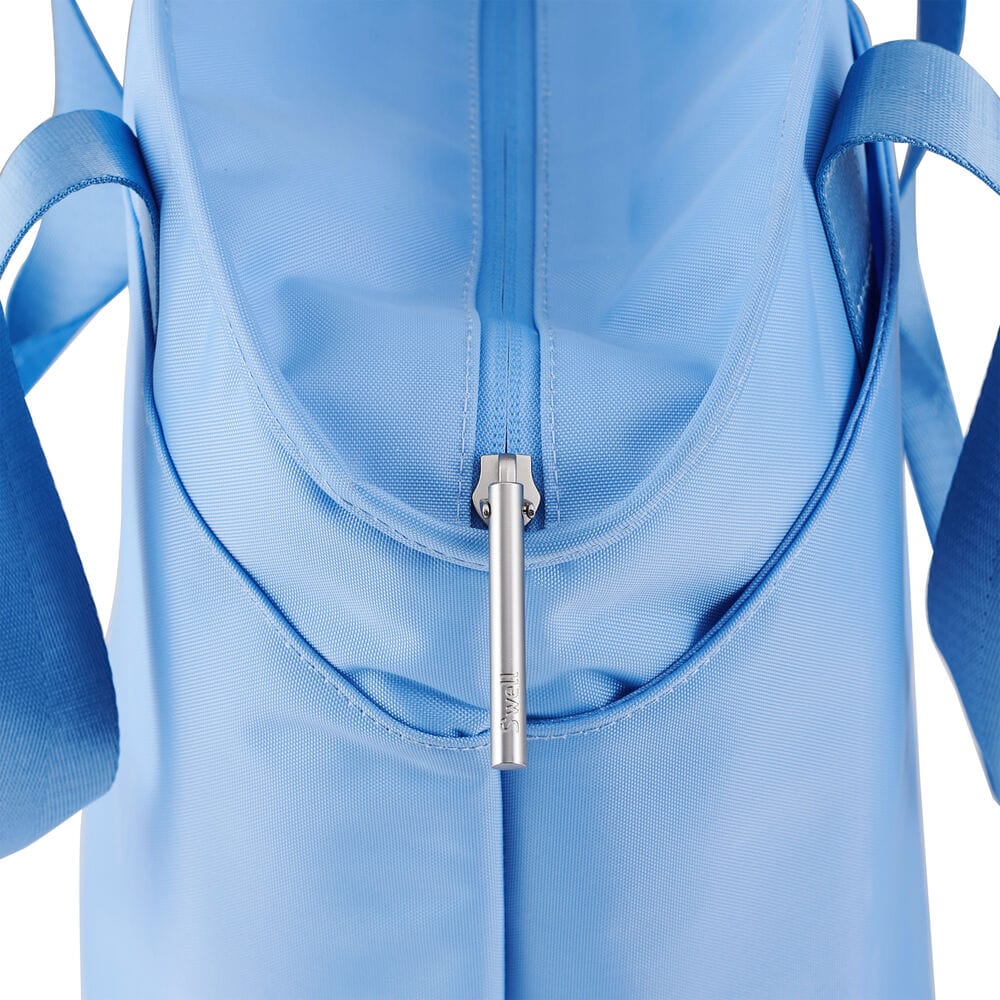 lunch-tote-l7 5341821_03-Swell-Lunch-Tote-Bag-Chambray-Blue-Zipper-Detail_8768.jpg
