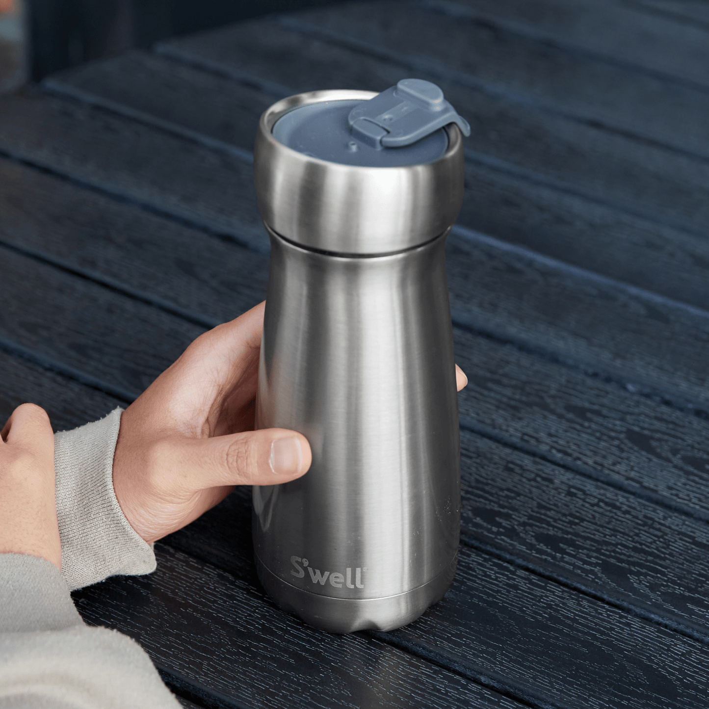 commuter-lid-a5 Swell-Commuter-Lid-Lifestyle.png