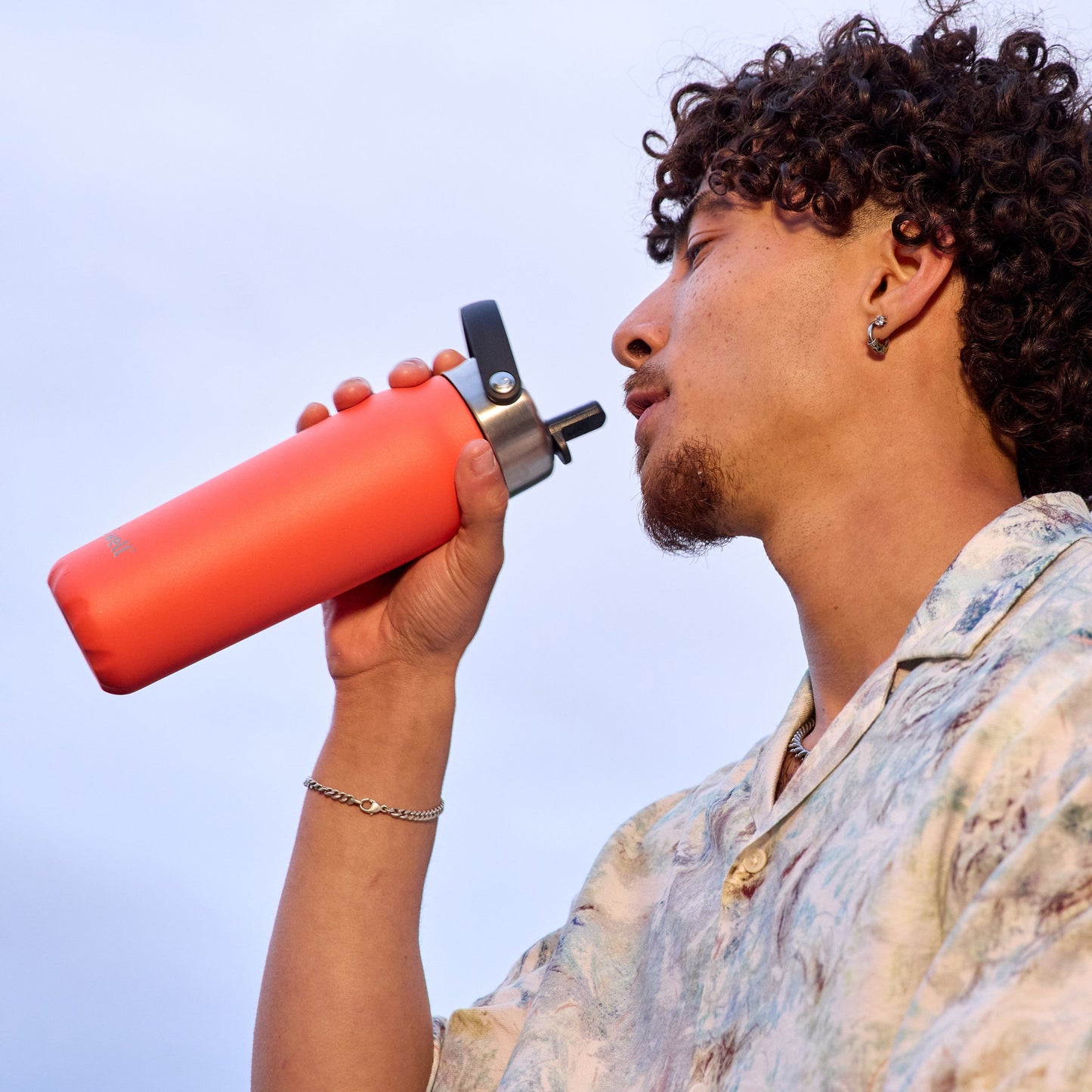 explorer-with-flip-straw-lid-24oz-w3 Swell-Radiant-Coral-Explorer.jpg