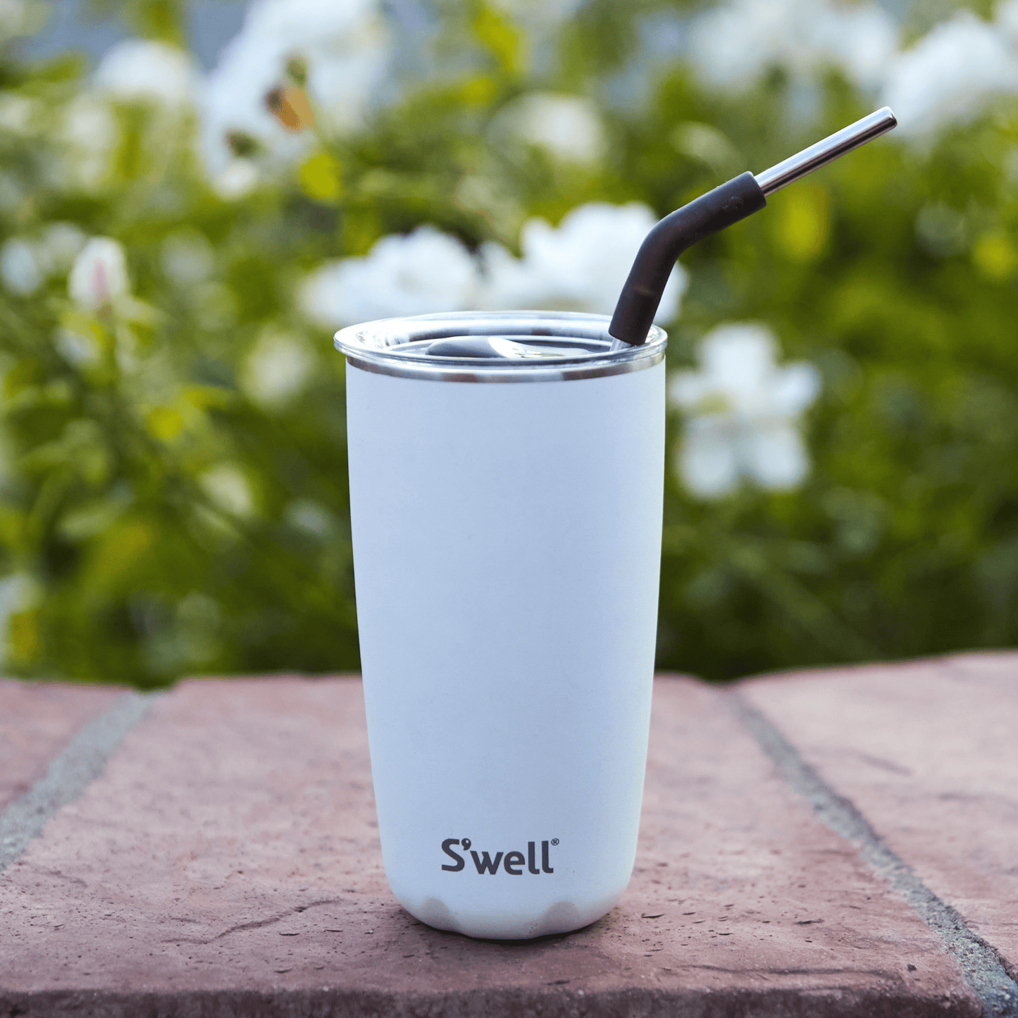 stainless-steel-straw-set-o7 Swell-Stainless-Steel-Straw-Set-Lifestyle-1.png